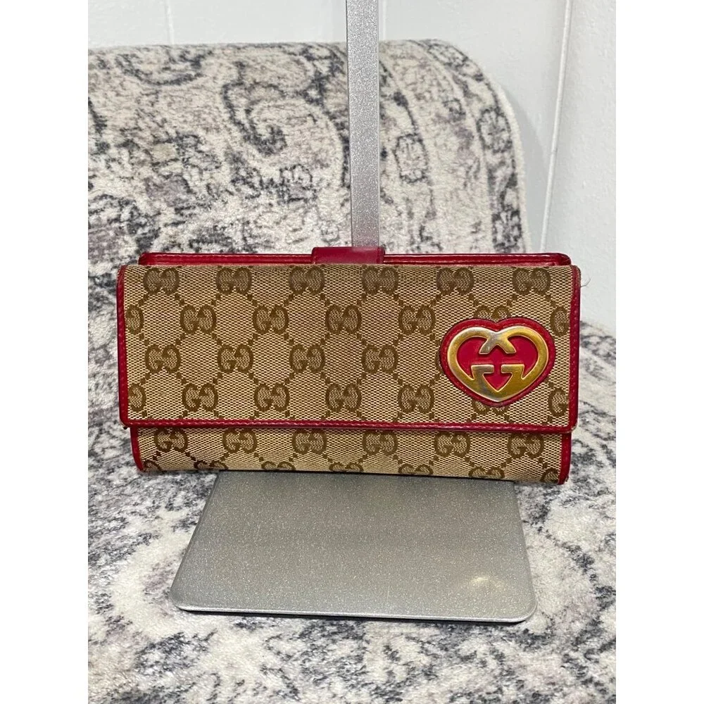 Gucci GG Monogram Lovely Heart Continental Bifold Wallet with Chain Strap - Picture 1 of 11
